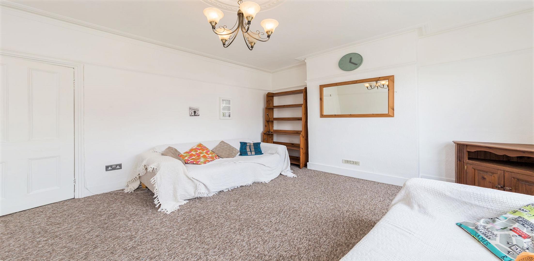 			Studio Apartment, 1 bath, 1 reception Flat			 Ravenshaw Street, WEST HAMPSTEAD